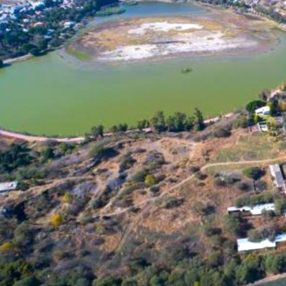Lago Crater La Joya